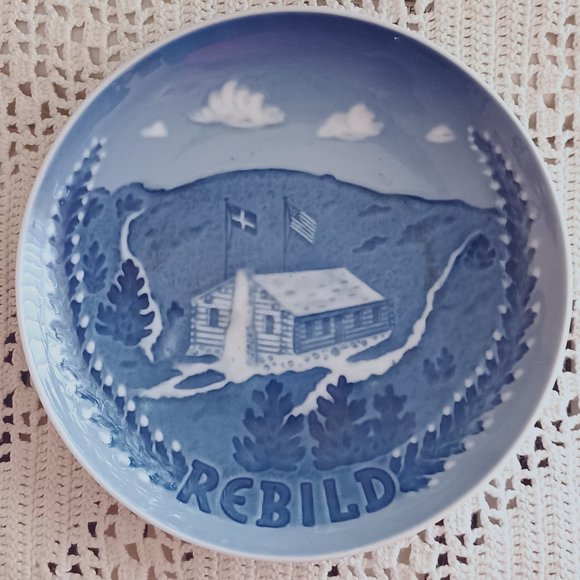 Vintage B&G Denmark Rebild Blue and White Collector's Plate - Picture 1 of 4